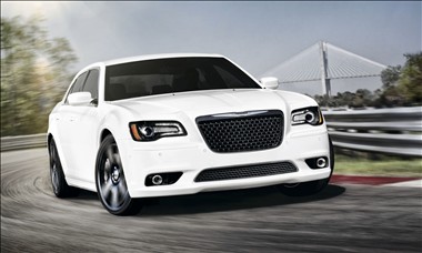 2011 Chrysler 300 Limited RWD (887)