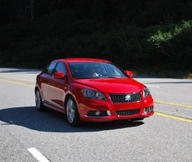 2012 Kizashi Sport GTS AWD (894)