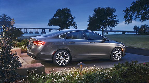 2015 Chrysler 200 Limited (1051)