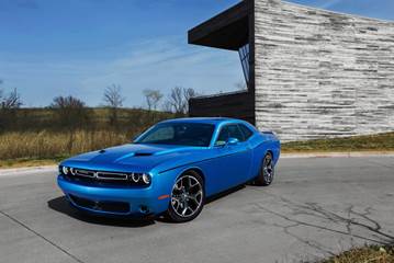 2015 Dodge Challenger SXT Plus (1067)